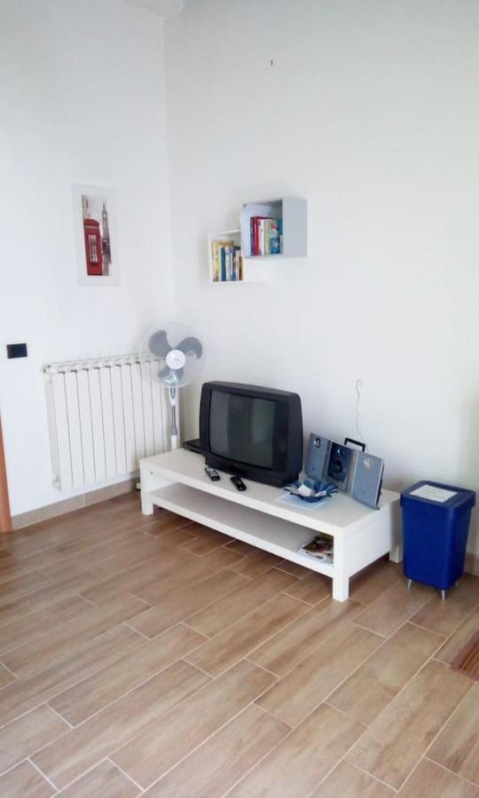 Apartment Maison De Marina Piano di Follo Exteriör bild