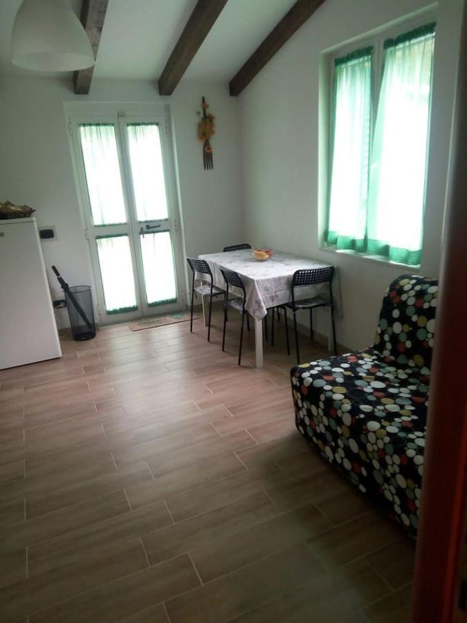 Apartment Maison De Marina Piano di Follo Exteriör bild