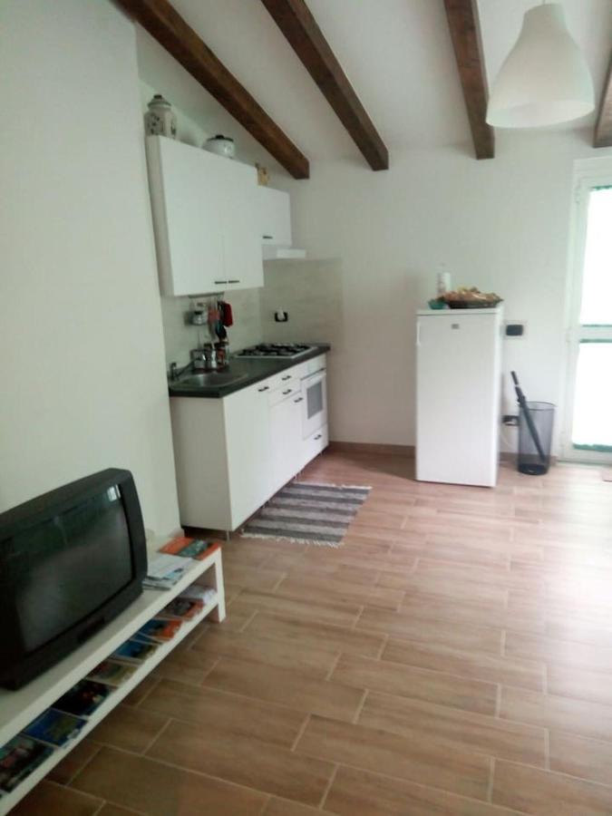 Apartment Maison De Marina Piano di Follo Exteriör bild