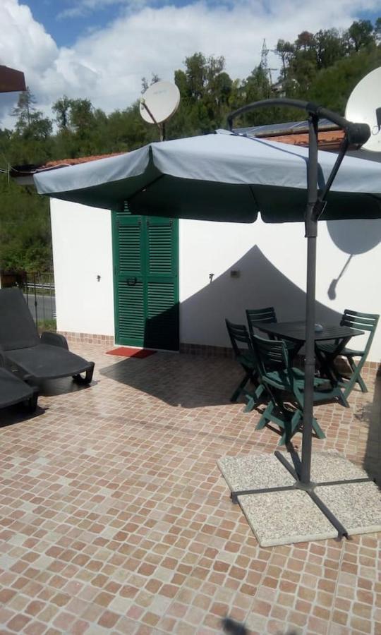 Apartment Maison De Marina Piano di Follo Exteriör bild
